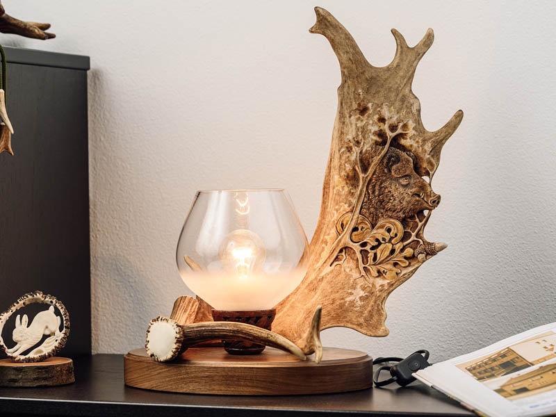 Nočná lampa - rezba Diviak